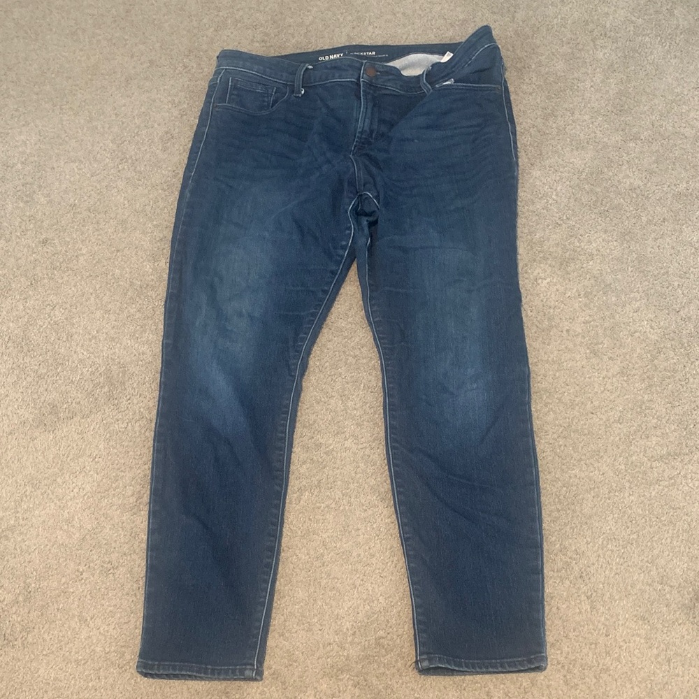 Old Navy women’s rockstar secret soft jeans, size 14